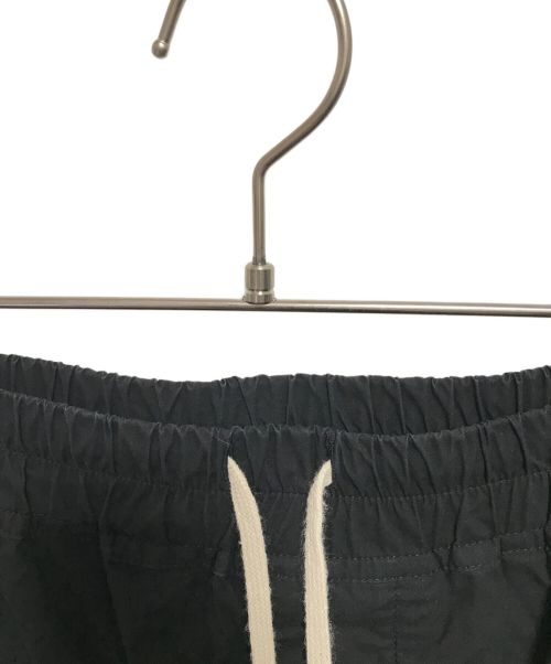 RICK OWENS（リックオウエンス）RICK OWENS (リックオウエンス) ドローストリングクロップドパンツ ブラック サイズ:SIZE 46の古着・服飾アイテム