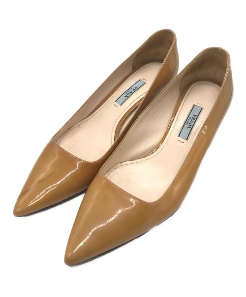 PRADA（プラダ）PRADA (プラダ) ポインテッドトゥパンプス ベージュ サイズ:36　1/2の古着・服飾アイテム