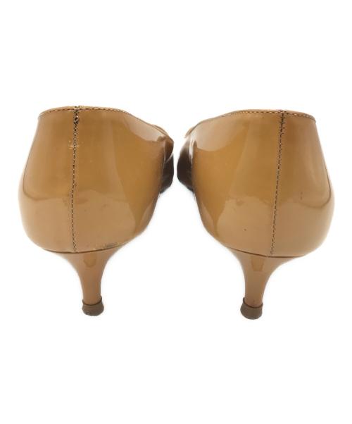 PRADA（プラダ）PRADA (プラダ) ポインテッドトゥパンプス ベージュ サイズ:36　1/2の古着・服飾アイテム