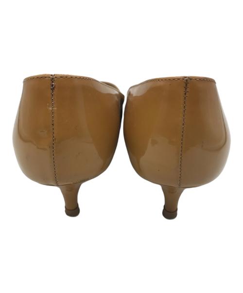 PRADA（プラダ）PRADA (プラダ) ポインテッドトゥパンプス ベージュ サイズ:36　1/2の古着・服飾アイテム