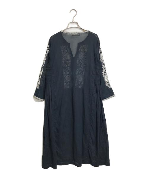 ne quittez pas（ヌキテパ）ne quittez pas (ヌキテパ) エンブロイダリーシアーワンピース ネイビー×ホワイト サイズ:実寸参照の古着・服飾アイテム