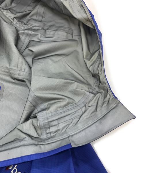 mont-bell（モンベル）mont-bell (モンベル) GORE-TEX ゴアテックス ストームクルーザー ジャケット　ナイロンジャケット　ライトアウター　スポーツ　アウトドア ブルー×ホワイト サイズ:Sの古着・服飾アイテム