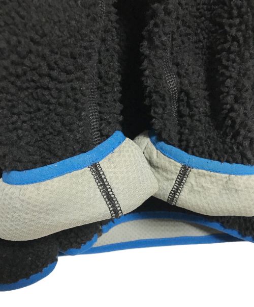 Patagonia（パタゴニア）Patagonia (パタゴニア) CLASSIC RETRO-X JACKET ブラック×ブルー サイズ:XXSの古着・服飾アイテム