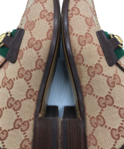 GUCCI（グッチ）GUCCI (グッチ) GGキャンバス シェリーライン ホースビットローファー ベージュ サイズ:7 1/2（下記参照）の古着・服飾アイテム