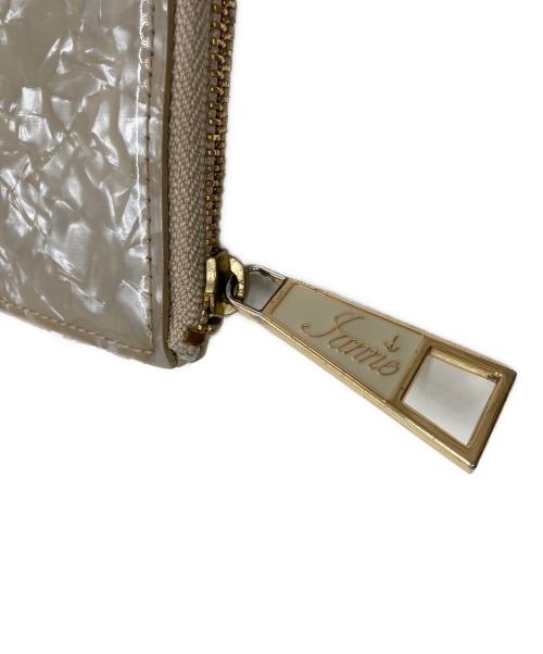 IANNE（イアンヌ）IANNE (イアンヌ) 2つ折り財布 ベージュの古着・服飾アイテム