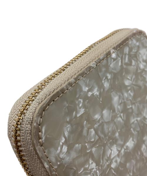 IANNE（イアンヌ）IANNE (イアンヌ) 2つ折り財布 ベージュの古着・服飾アイテム