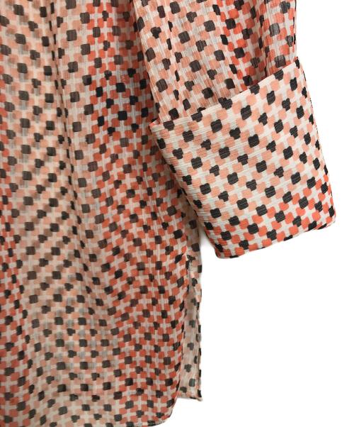 theory luxe（セオリーリュクス）theory luxe (セオリーリュクス) ジオメトリックプリントブラウス　長袖ブラウス　総柄 オレンジ サイズ:38の古着・服飾アイテム