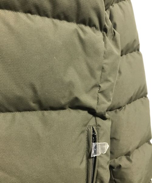 AKM（エーケーエム）AKM (エーケーエム) スタンドネックレイヤードダウンジャケット オリーブ サイズ:XXLの古着・服飾アイテム
