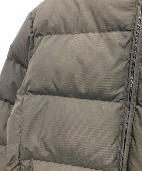 AKM（エーケーエム）AKM (エーケーエム) スタンドネックレイヤードダウンジャケット オリーブ サイズ:XXLの古着・服飾アイテム