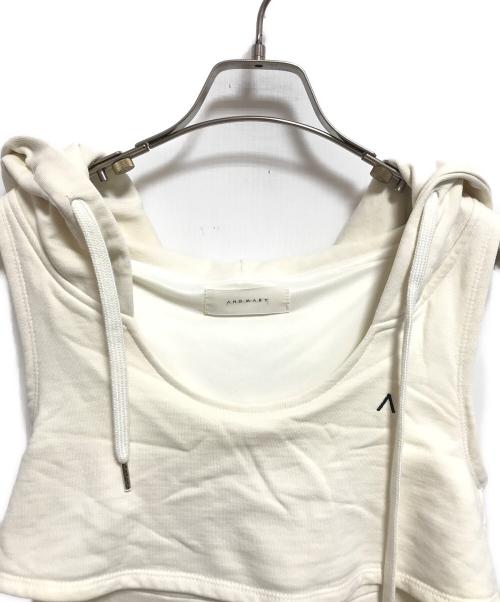 ANDMARY（アンドマリー）ANDMARY (アンドマリー) フーデッドデザインワンピース アイボリー サイズ:FREEの古着・服飾アイテム