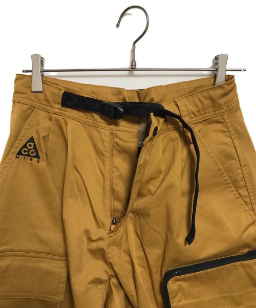 NIKE ACG（ナイキエーシージー）NIKE ACG (ナイキエージーシー) カーゴパンツ ベージュ サイズ:XSの古着・服飾アイテム
