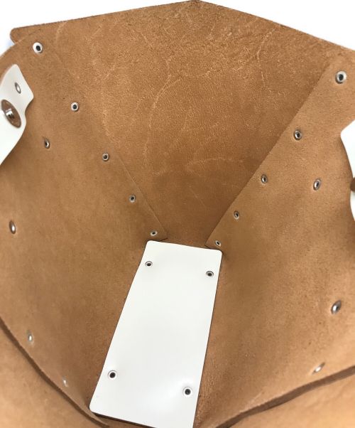 HENDER SCHEME（エンダースキーマ）Hender Scheme (エンダースキーマ) ハンドバッグ アイボリーの古着・服飾アイテム