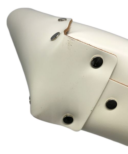 HENDER SCHEME（エンダースキーマ）Hender Scheme (エンダースキーマ) ハンドバッグ アイボリーの古着・服飾アイテム