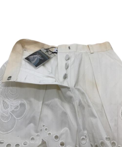SELF PORTRAIT（セルフ ポートレイト）SELF PORTRAIT (セルフ ポートレイト) グラデーションショートパンツ ホワイト サイズ:US4の古着・服飾アイテム