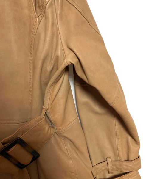 AVIREX Belle（アヴィレックス ベル）AVIREX Belle (アヴィレックス ベル) SHEEPTRENCHCOATWITHFUR ベージュ サイズ:Sの古着・服飾アイテム