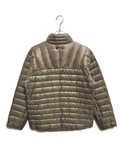 FJALLRAVEN（フェールラーベン）FJALLRAVEN (フェールラーベン) ダウンジャケット ベージュ サイズ:Lの古着・服飾アイテム