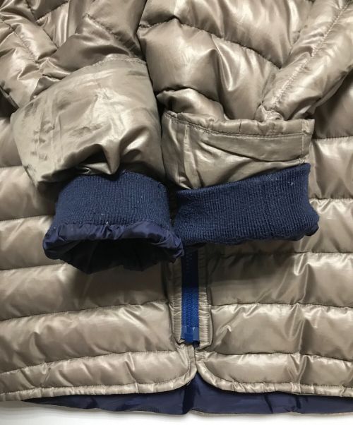 FJALLRAVEN（フェールラーベン）FJALLRAVEN (フェールラーベン) ダウンジャケット ベージュ サイズ:Lの古着・服飾アイテム