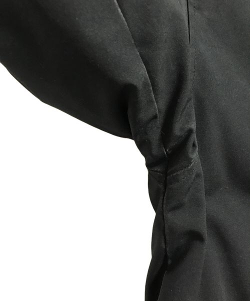 CANADA GOOSE（カナダグース）CANADA GOOSE (カナダグース) シャトー パーカ フュージョンフィット ヘリテージ ブラック サイズ:2XSの古着・服飾アイテム