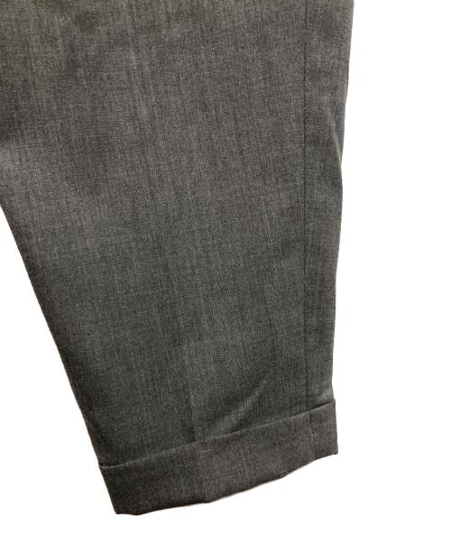 yoshio kubo（ヨシオクボ）yoshio kubo (ヨシオクボ) テーパードパンツ グレー サイズ:2の古着・服飾アイテム