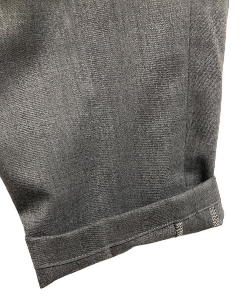 yoshio kubo（ヨシオクボ）yoshio kubo (ヨシオクボ) テーパードパンツ グレー サイズ:2の古着・服飾アイテム