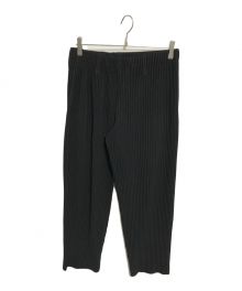 HOMME PLISSE ISSEY MIYAKE（オム プリッセ イッセイ ミヤケ）の古着「BASICS プリーツパンツ」｜ブラック