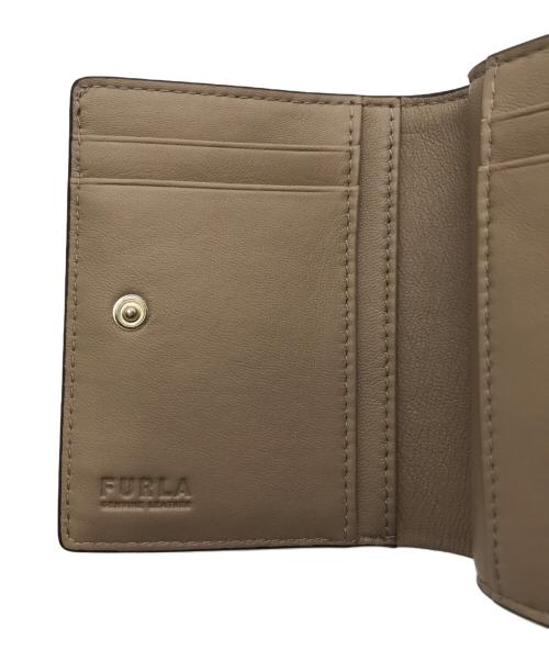FURLA（フルラ）FURLA (フルラ) 2つ折り財布 ベージュの古着・服飾アイテム