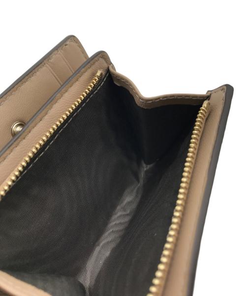 FURLA（フルラ）FURLA (フルラ) 2つ折り財布 ベージュの古着・服飾アイテム