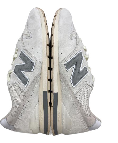 NEW BALANCE（ニューバランス）NEW BALANCE (ニューバランス) ローカットスニーカー ホワイト サイズ:SIZE 26.5cmの古着・服飾アイテム