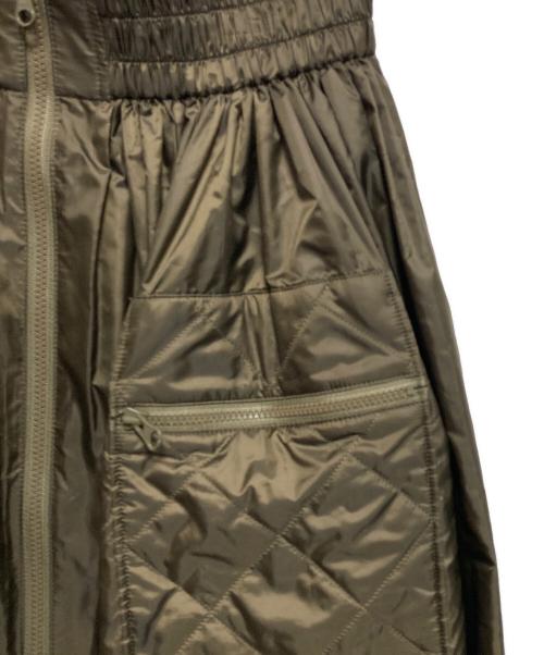 DOUBLE STANDARD CLOTHING（ダブルスタンダードクロージング）DOUBLE STANDARD CLOTHING (ダブルスタンダードクロージング) ESSENTIAL タフタボリュームスカート グリーン サイズ:36の古着・服飾アイテム