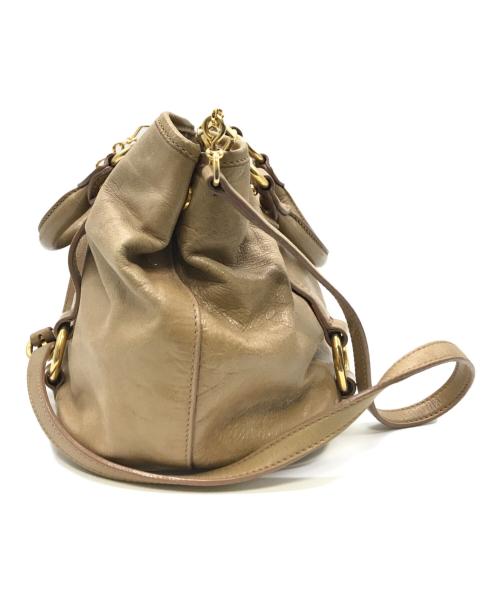 MIU MIU（ミュウミュウ）MIU MIU (ミュウミュウ) 2WAYショルダーバッグ ベージュの古着・服飾アイテム