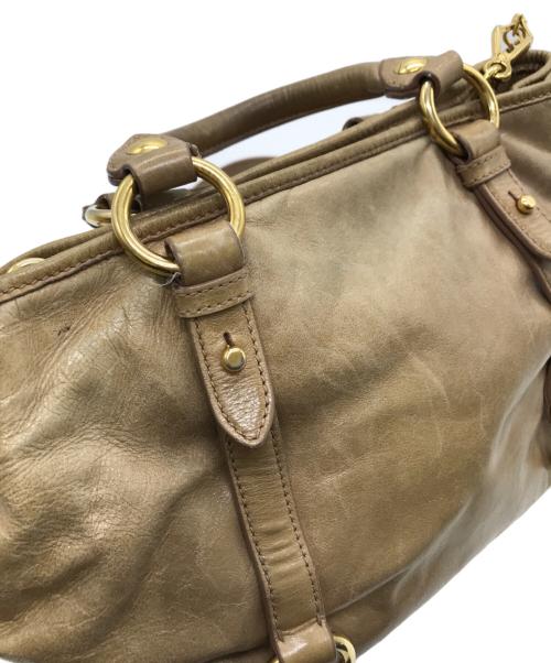 MIU MIU（ミュウミュウ）MIU MIU (ミュウミュウ) 2WAYショルダーバッグ ベージュの古着・服飾アイテム