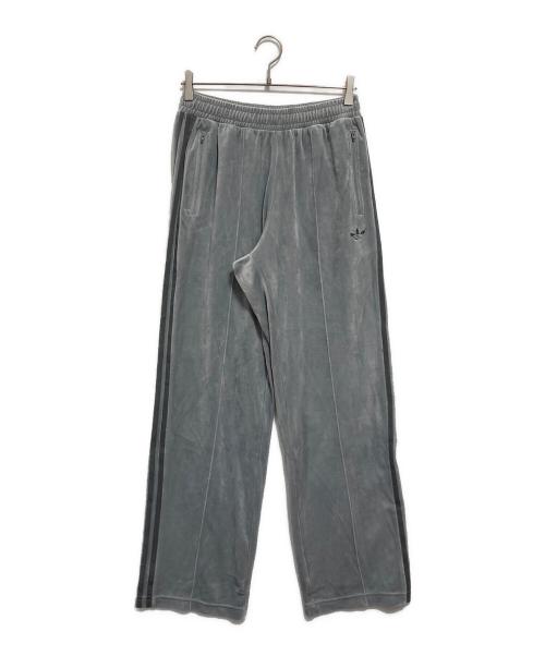 adidas（アディダス）adidas (アディダス) ベロアトラックパンツ グレー サイズ:Ｍの古着・服飾アイテム
