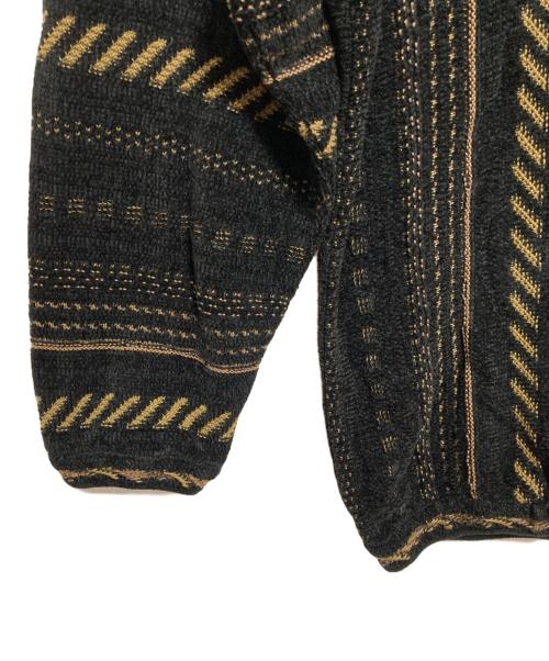 BARACUTA by TUNDRA（バラクータ バイ ツンドラ）BARACUTA by TUNDRA (バラクータ バイ ツンドラ) 3Dニット ブラック サイズ:XLの古着・服飾アイテム