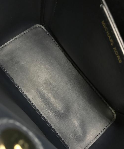 MICHAEL KORS（マイケル・コース）MICHAEL KORS (マイケルコース) 2WAYバッグ ブルー×ホワイトの古着・服飾アイテム