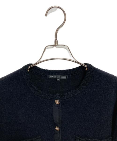 23区（ニジュウサンク）23区 (ニジュウサンク) ミニブークレニット カーディガン ブラック サイズ:44の古着・服飾アイテム