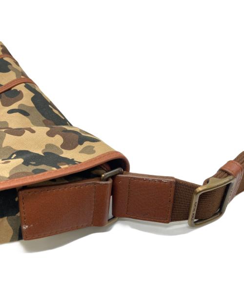 HUNTING WORLD（ハンティングワールド）HUNTING WORLD (ハンティングワールド) カモ柄ショルダーバッグ カーキの古着・服飾アイテム