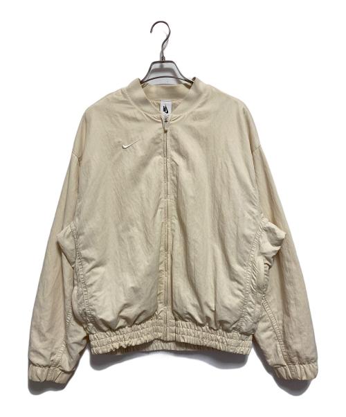 NIKE（ナイキ）NIKE (ナイキ) FEAR OF GOD (フィア・オブ・ゴッド) NRG W BASKETBALL JACKET アイボリー サイズ:Sの古着・服飾アイテム