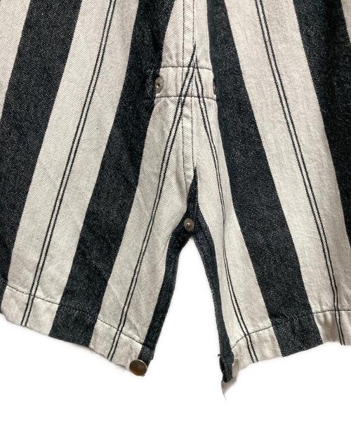 i.s. collection（アイ エス コレクション）i.s. collection (アイ エス コレクション) フーデッドコート ホワイト×ブラック サイズ:Ｍの古着・服飾アイテム