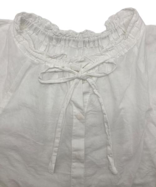 SHIPS（シップス）SHIPS (シップス) コットンボイル ネックギャザー ボウタイ ブラウス ホワイト サイズ:なし(下記参照)の古着・服飾アイテム
