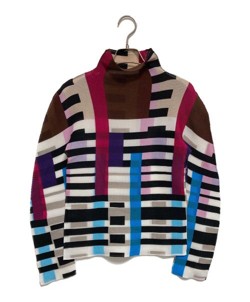 me ISSEY MIYAKE（ミーイッセイ ミヤケ）me ISSEY MIYAKE (ミーイッセイ ミヤケ) プリーツカットソー マルチカラー サイズ:なし(下記参照)の古着・服飾アイテム