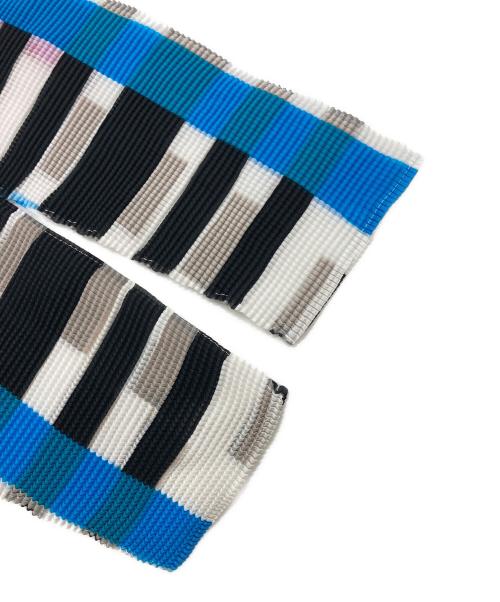 me ISSEY MIYAKE（ミーイッセイ ミヤケ）me ISSEY MIYAKE (ミーイッセイ ミヤケ) プリーツカットソー マルチカラー サイズ:なし(下記参照)の古着・服飾アイテム