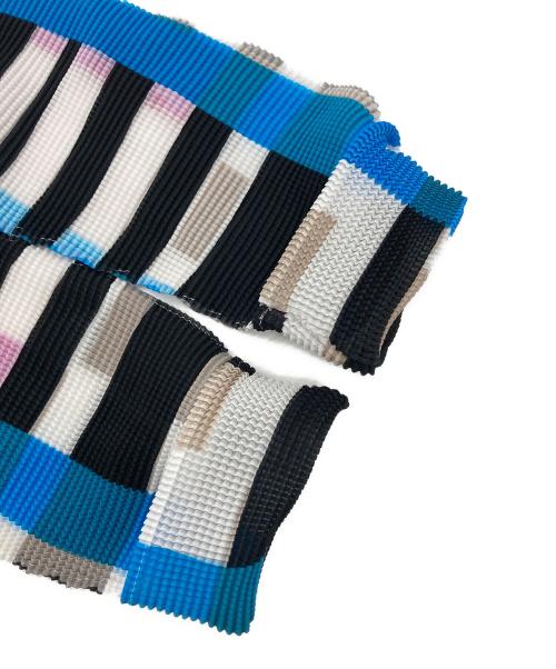 me ISSEY MIYAKE（ミーイッセイ ミヤケ）me ISSEY MIYAKE (ミーイッセイ ミヤケ) プリーツカットソー マルチカラー サイズ:なし(下記参照)の古着・服飾アイテム