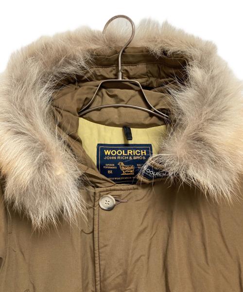 WOOLRICH（ウールリッチ）WOOLRICH (ウールリッチ) アークティックパーカ ベージュ サイズ:Mの古着・服飾アイテム