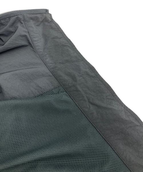 DAIWA PIER39（ダイワ ピア39）DAIWA PIER39 (ダイワ ピア39) LECHOPPE (レショップ) 別注/EX REVERSIBLE VEST グレー サイズ:Lの古着・服飾アイテム