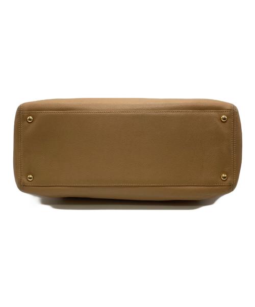 CHANEL（シャネル）CHANEL (シャネル) エグゼクティブトートバッグ ベージュの古着・服飾アイテム