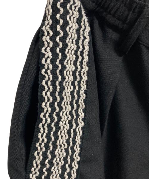 MAISON SPECIAL（メゾンスペシャル）MAISON SPECIAL (メゾンスペシャル) Prime-Wide Side Line Baggy Pants ブラックの古着・服飾アイテム