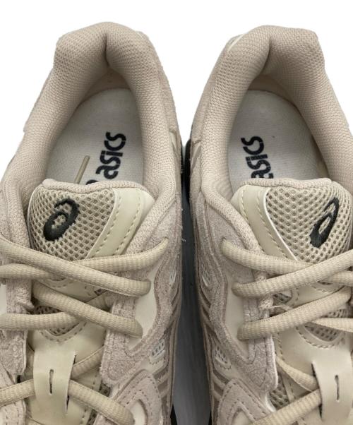 asics（アシックス）asics (アシックス) GEL-NYCローカットスニーカー アイボリー×カーキ サイズ:28.5㎝の古着・服飾アイテム