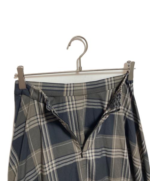 Curensology（カレンソロジー）Curensology (カレンソロジー) チェックティアードスカート ネイビー×グレー サイズ:38の古着・服飾アイテム