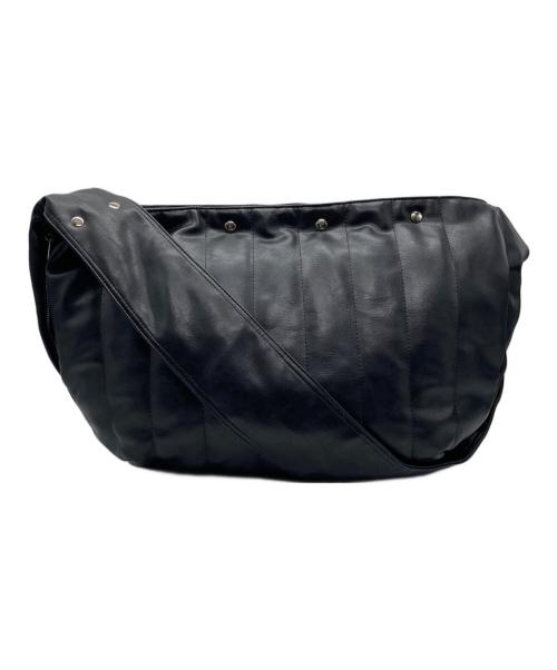 seyto（セイト）seyto (セイト) スタッズビックショルダーバッグ ブラックの古着・服飾アイテム