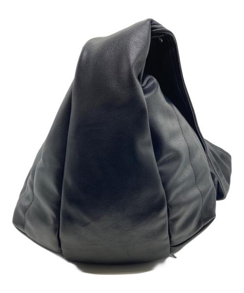 seyto（セイト）seyto (セイト) スタッズビックショルダーバッグ ブラックの古着・服飾アイテム